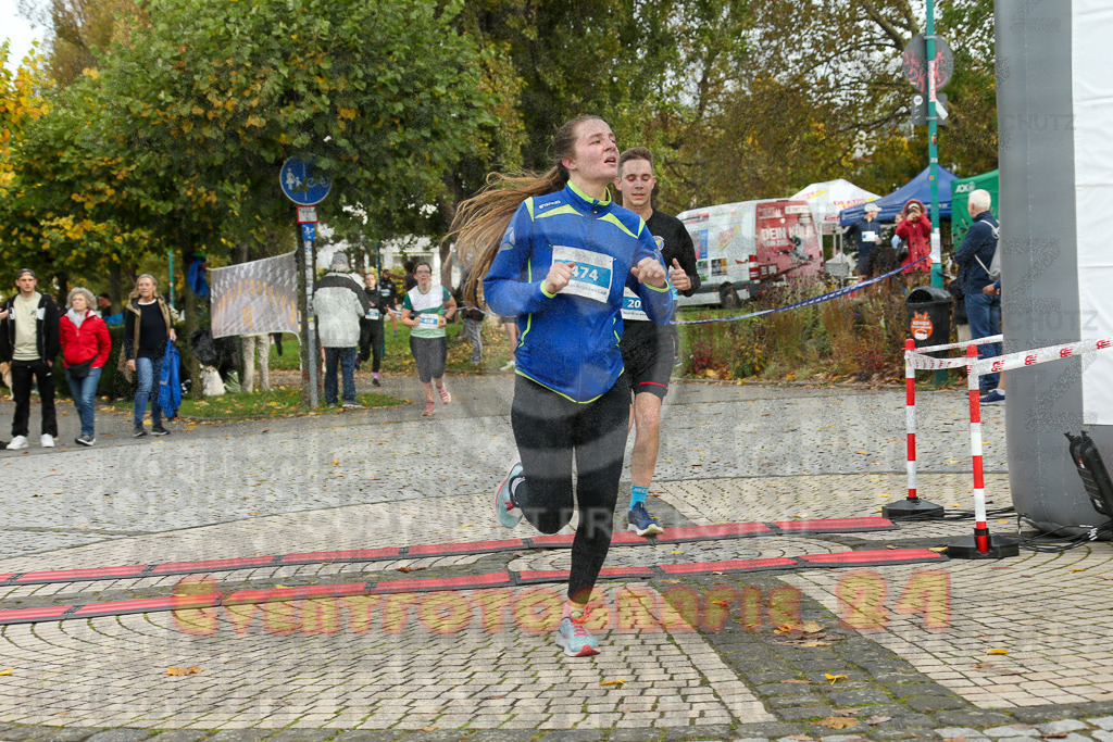 241020_1014_EX1_8359 | Sportfotografie im Rhein-Sieg Kreis, Köln, Bonn, NRW, Rheinland Pfalz, Hessen, etc. Unser Tätigkeitsfeld umfasst den Laufsport vom Volkslauf über den Marathon, Duathlon, Triathon bis zum Ultralauf wie Kölnpfad Ultra oder Schindertrail.
