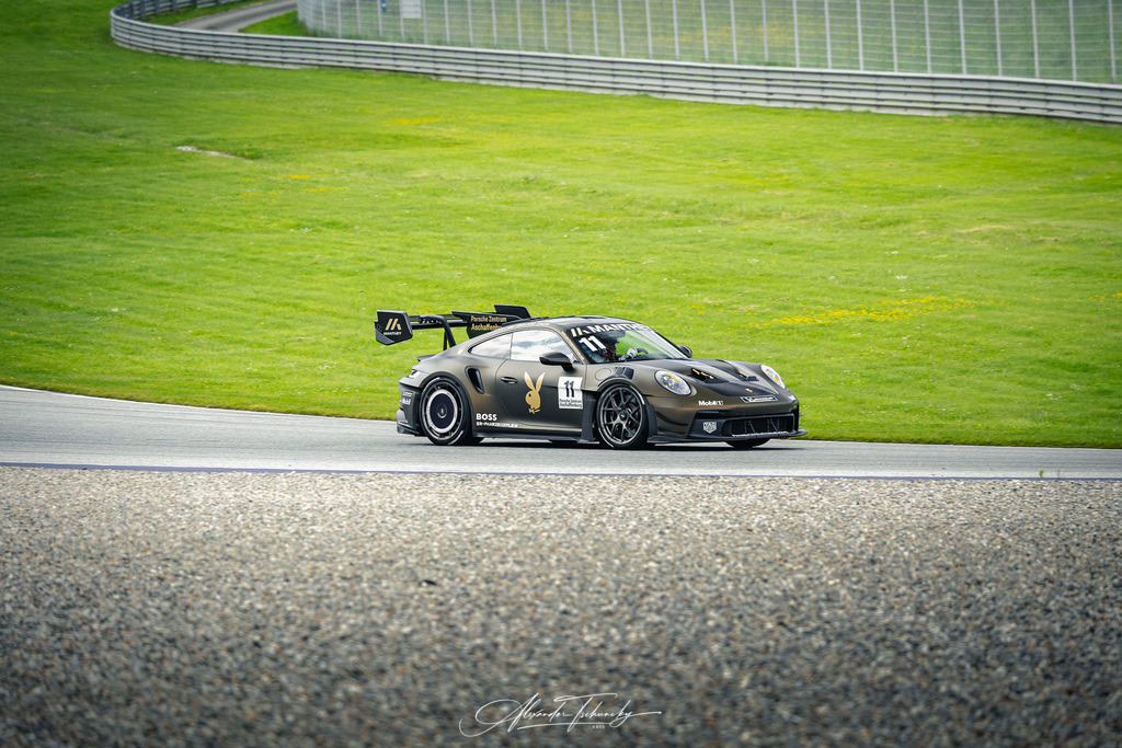 R6PZ1394 _Alexander Tschuncky | Entdecken Sie die faszinierende Welt von Alexander Tschuncky Arts: Kreative Fotografie, atemberaubende Automobilkunst und hochwertiger Bilderdruck. Lassen Sie sich inspirieren! - Realisiert mit Pictrs.com