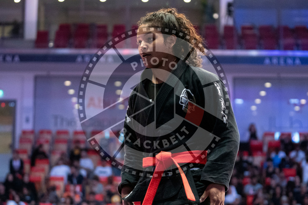 20231108PBB1518 | Fighters compete during the AJP World Professional Championship in the Mubadala Arena in Abu Dhabi, Arab United Emirates, on November 8, 2023.