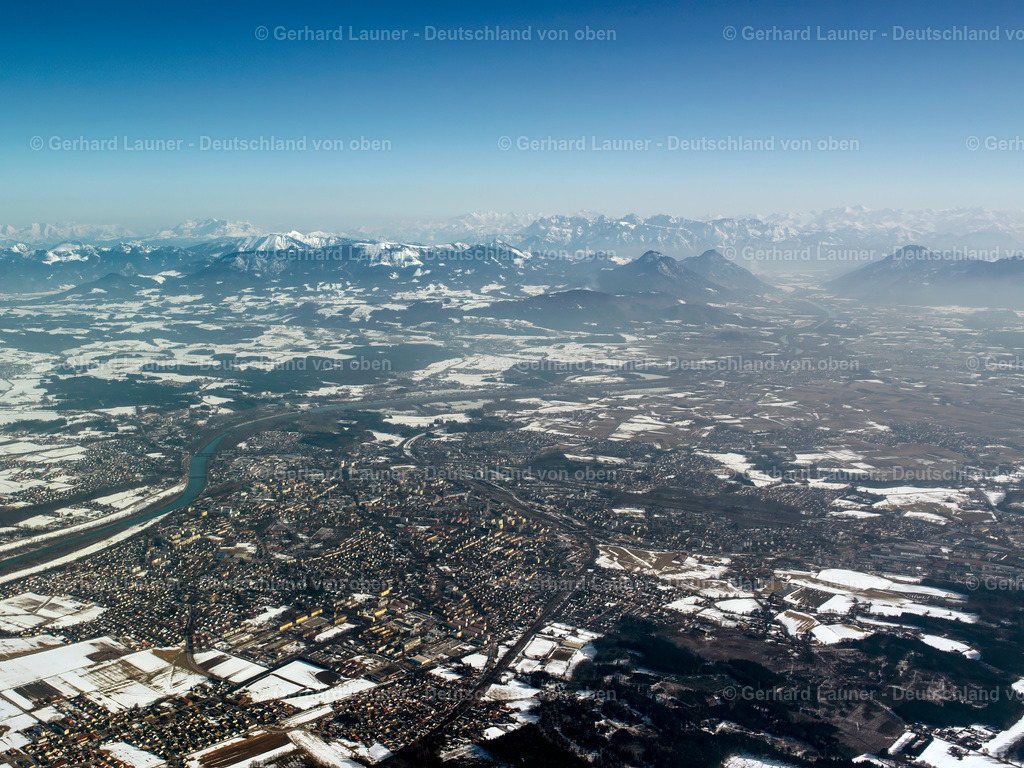 26B0394 | Blick über Rosenheim von Norden in Richtung Süden