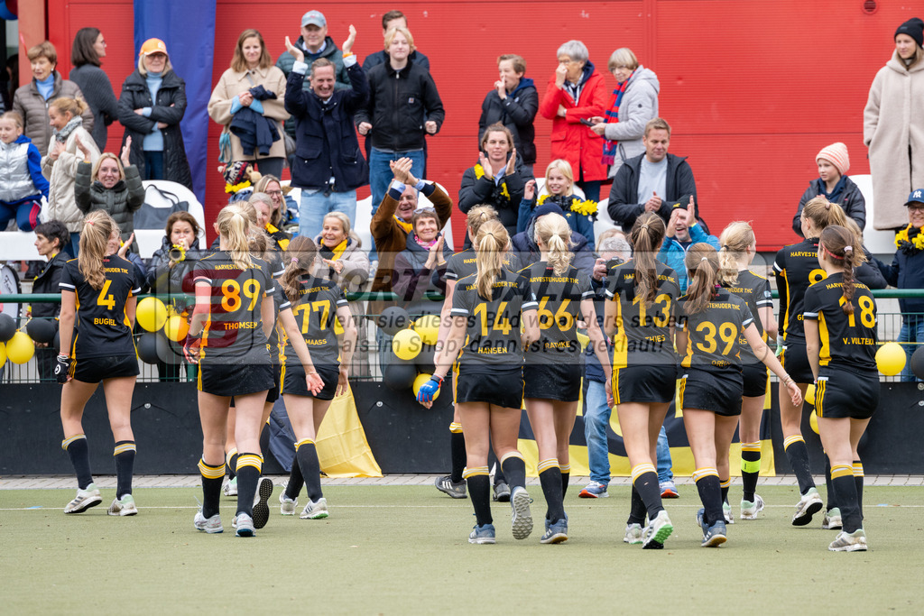 SFE_20231022_0234 | Deutsche Meisterschaft Weibliche U16 Finale Berliner HC - Harvestehuder THC am 22.10.2023 in Köln (Düsseldorfer Hockeyclub 1905 e.V.), Photo: Stephan Fehrmann 2023 (Sports-Gallery)
