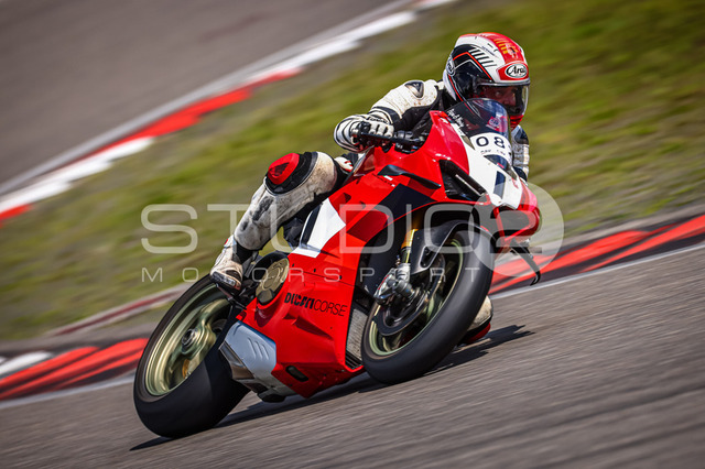 0082-240624_NR-020_82 | Deine Full-Service-Agentur für ✔️Videoproduktionen und ✔️Motorsportfotografie Jetzt Angebot anfragen!