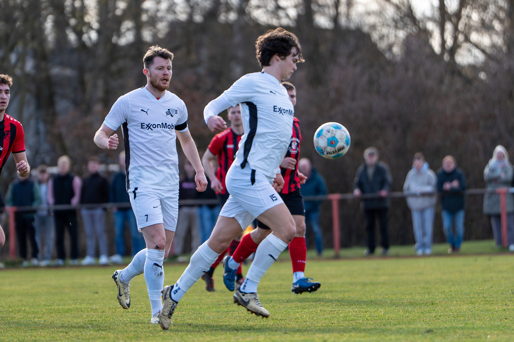 Fußball I Herren I Saison 2025-2026 I Bezirksliga Weser-Ems 4 I 21. Spieltag I TuS Frisia Goldenstedt - Vfl Oythe I 3944 | jns.sportfotos - Realisiert mit Pictrs.com