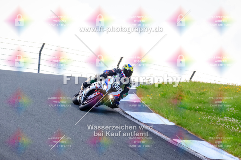 _TCM4024 | Hier findet Ihr Bilder von Touristenfahrten auf der Nürburgring Nordschleife oder von anderen Veranstaltungen die ich besucht habe. Viel Spass beim Durch Schauen 