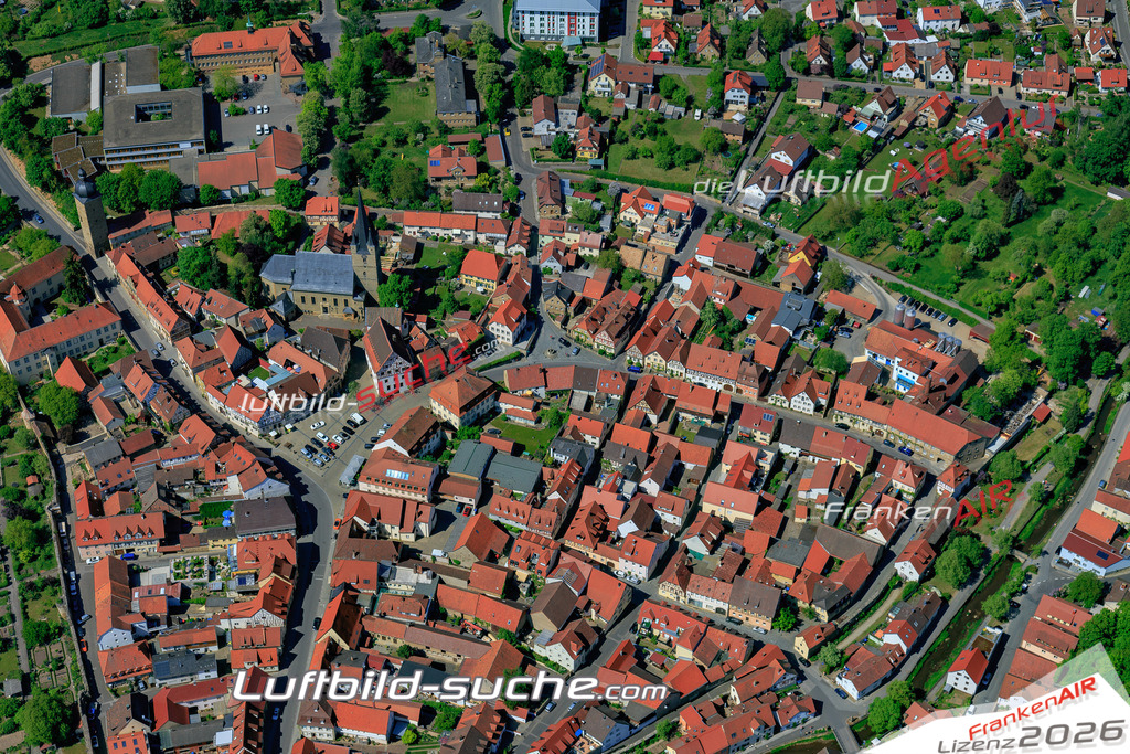 aktuelles Luftbild von  Zeil-am-main - Luftaufnahme wurde 2018 von https://frankenair.de mittels Flugzeug (keine Drohne) erstellt.