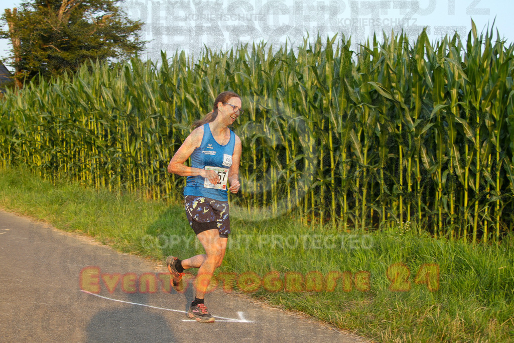 240802_1950_EV4_3991 | Sportfotografie im Rhein-Sieg Kreis, Köln, Bonn, NRW, Rheinland Pfalz, Hessen, etc. Unser Tätigkeitsfeld umfasst den Laufsport vom Volkslauf über den Marathon, Duathlon, Triathon bis zum Ultralauf wie Kölnpfad Ultra oder Schindertrail.