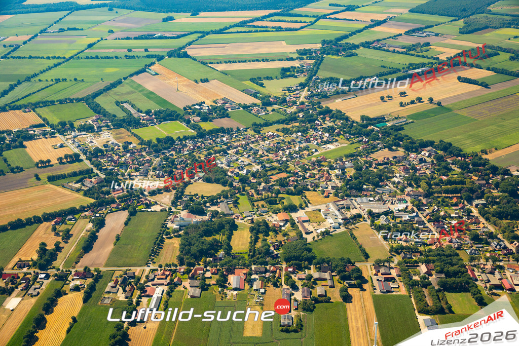 Aktuelles Luftbild von Gehlenberg Friesoythe - Die Luftaufnahme wurde 2022 mittels UL-Flugzeug erstellt ( keine Drohne ) - hochauflösende Kamera-Systeme von  Canon -Beste Qualität - Für grossformatige Ausdrucke geeignet. Die Geschenkidee !