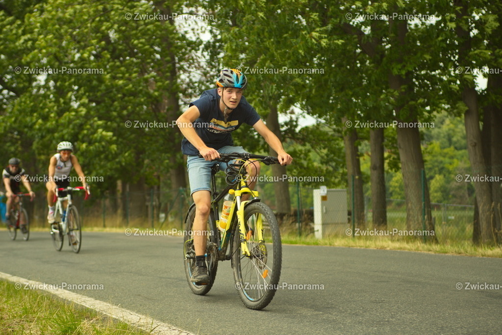 2023_0630_KoberTriathlon_Jeder0514 | Urban. Natur. Panorama. Luftbild. 
Der Bildershop für aufregende Perspektiven!
Für Deko, Wandbild und Kalender!
Wir bringen LED-Bilder zum Leuchten!
