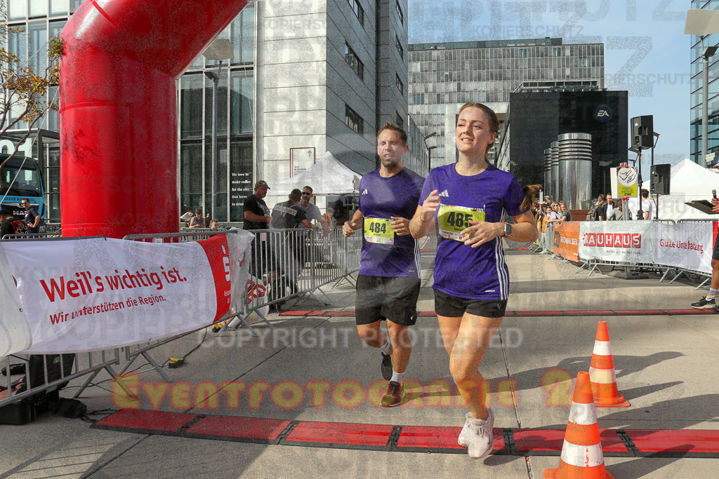 250920_1543_EX1_0552 | Sportfotografie im Rhein-Sieg Kreis, Köln, Bonn, NRW, Rheinland Pfalz, Hessen, etc. Unser Tätigkeitsfeld umfasst den Laufsport vom Volkslauf über den Marathon, Duathlon, Triathon bis zum Ultralauf wie Kölnpfad Ultra oder Schindertrail.