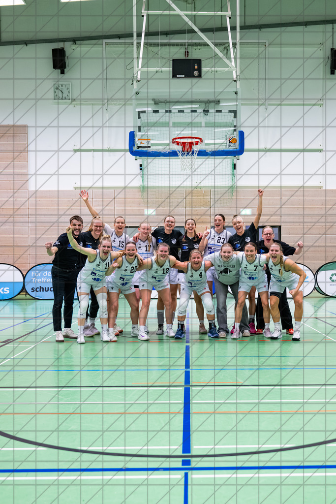 2. DBBL Nord 25/26 | Spieltag 08 | BBC Osnabrück vs. LionPride Braunschweig | 16.11.25: 2. DBBL Nord 25/26 | Spieltag 08 | BBC Osnabrück vs. LionPride Braunschweig / Osnabrück / Deutschland  //   CREDIT:www.bullenfotos.de, Martin König, Hörner Weg 40, D-49078 Osnabrück, +4917663732967 // Nutzung und Weitergabe nur zu den vereinbarten Zwecken. Presseanfragen an Ersteller. Alle Rechte beim Ersteller. Honorierung nach MFM. - Realisiert mit Pictrs.com