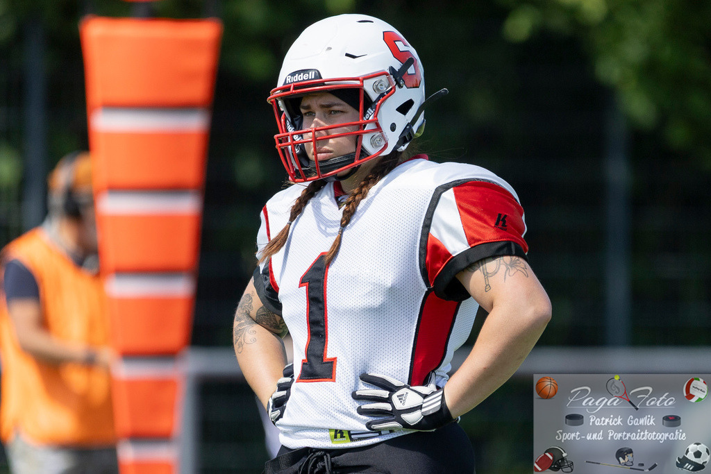 GFLW 1: German Football League Women 1: Rodgau Pioneers Ladies - Stuttgart Scorpions Sisters, 07.06.2026 | Celina Elise Port (Stuttgart Scorpions Sisters #1), Freisteller, Portrait / Porträt, Rodgau Pioneers Ladies - Stuttgart Scorpions Sisters, Rodgau, Maingau-Energie-Stadion "Am Weichsee", 7.6.2026 - Realisiert mit Pictrs.com