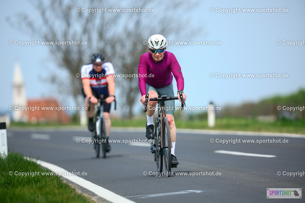 718_TRA56866 | Neusiedlersee Radmarathon 2026@sportshot_your_pictrs #yourpictures#roadtowm2029 #nrm #neusiedlerseeradmarathon #neusiedlersee #neusiedlerseetourismus #burgenland #mörbisch #nrm26 #burgenlandtourismus #voglundco #poweredbyburgenlandtourismus #radsport #rad #marathon #ucigranfondo #visitburgenland #ucigranfondoworldseries