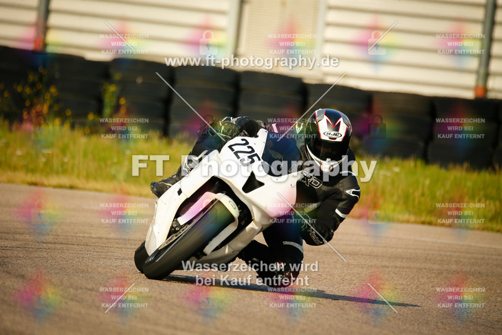 _MOT5438 | Hier findet Ihr Bilder von Touristenfahrten auf der Nürburgring Nordschleife oder von anderen Veranstaltungen die ich besucht habe. Viel Spass beim Durch Schauen 