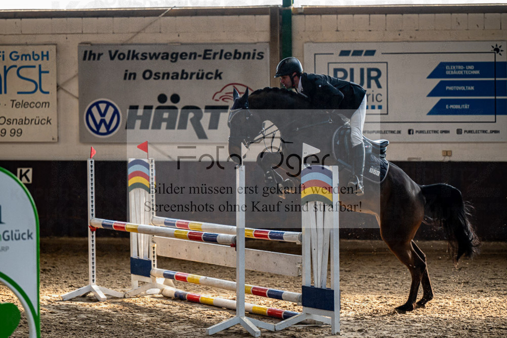 20240308-DOS_2833 | Entdecke hochwertige Reitturnierfotos von Foto Oger. Professionell, emotional und authentisch – jetzt Lieblingsmomente im Shop bestellen.Deutschlandweite Turnierfotografie. - Realisiert mit Pictrs.com