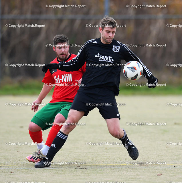 Fussball Kreisliga B6 | Fussball  Kreisliga B6 2021/2022    20.11.2021SV Unterjesingen - SV Nehren IIUwe Loehler (SV Unterjesingen,re) gegen Philipp Ludwig (SV Nehren II,li)FOTO: ULMER PressebildagenturxxNOxMODELxRELEASExx