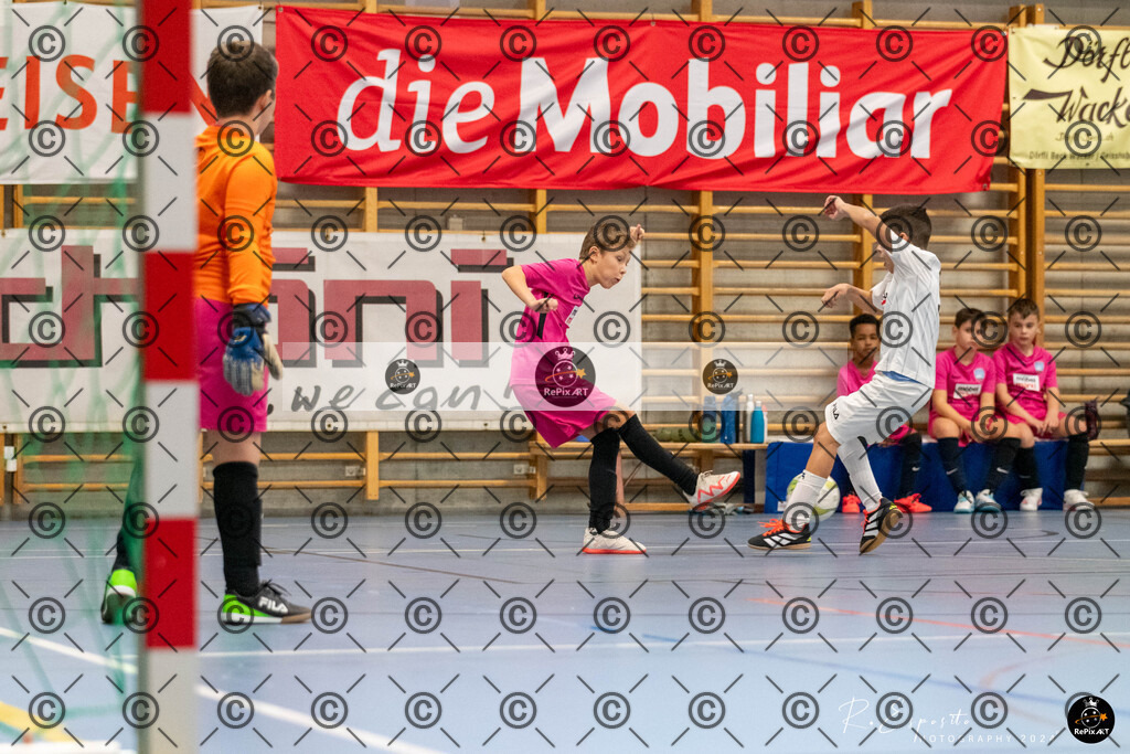 20241130_FCR-Hallenturnier-E_015 | Sport und Naturfotografie von Roberto Esposito zeigt echte Momente Bewegung und die Schönheit der Natur. Ausdrucksstarke Bilder schaffen Emotionen.