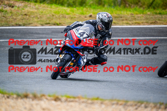 MaZZes_FotoMatrix_240726_6007705_1341 | STK