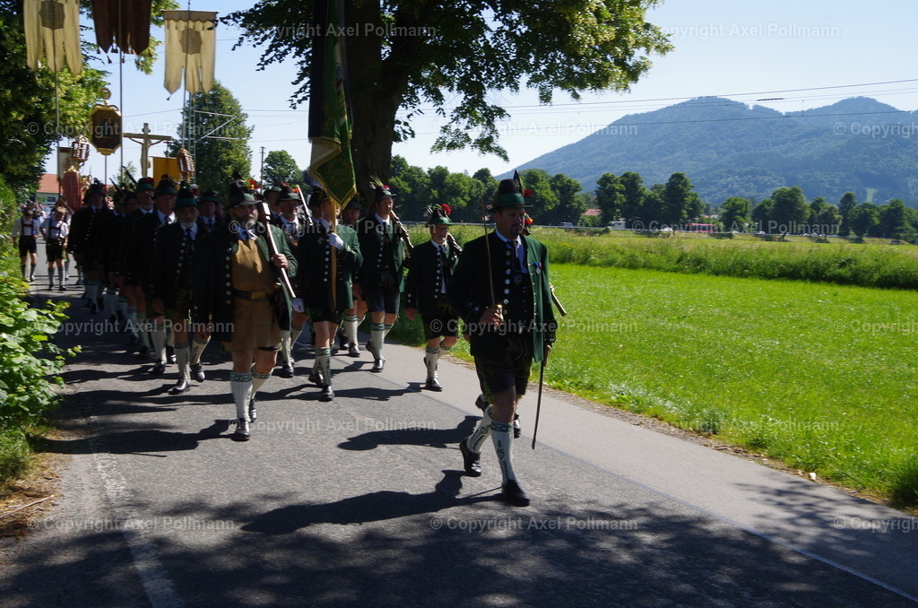 IMGP6065 | fotografiert von Axel PollmannLeonhardi Wallfahrt Benediktbeuern und Murnau, Fronleichnam, Fasching, Landschaft im Loisachtal und Benediktbeuern  - Realisiert mit Pictrs.com