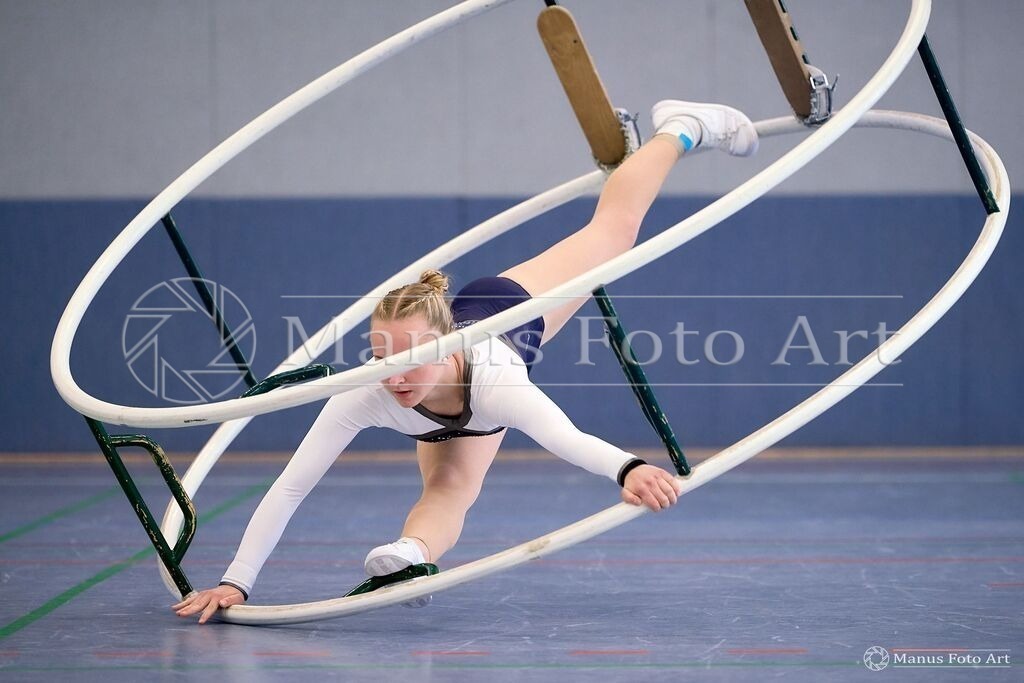 2024-06-20-2-B-DSC-00138 | Professionelle Sportfotografie in Hamburg, Schleswig-Holstein und Niedersachsen – spezialisiert auf Rhönrad, Geräteturnen, Leistungsturnen und rhythmische Sportgymnastik. Bundesweite Begleitung von Rhönrad-Events. Jetzt Sport-Fotos - Realisiert mit Pictrs.com