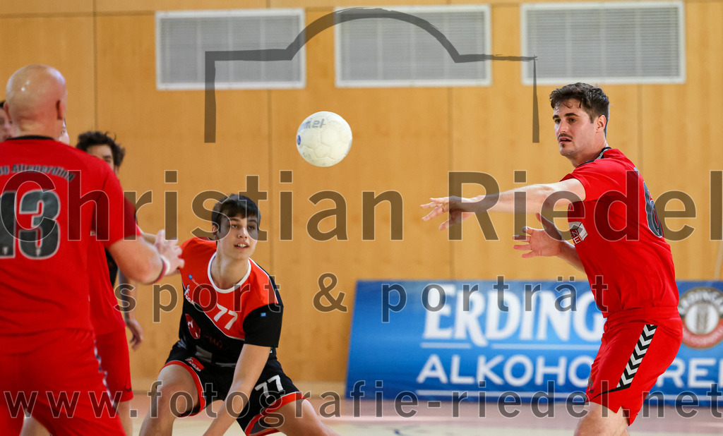 2022-10-16_069_SpVgg_Altenerding_II_gegen_SG_Moosburg_II | Erding, Deutschland, 16.10.2022:
Handball, Bezirksklasse Männer 2022 / 2023, 2. Spieltag, SpVgg Altenerding II gegen SG Moosburg II, Endergebnis: 30:23

Foto: Christian Riedel / fotografie-riedel.net