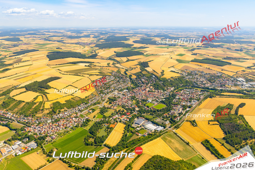 Das Luftbild zeigt :  Arnstein - Die Luftaufnahme wurde 2023 vom UL-Flugzeug aus erstellt ( keine Drohne ) - Hochauflösende Luftaufnahme - Für grossformatige Ausdrucke geeignet. Die Geschenkidee !Mit Lizenz und Bildrechte bestellbar
