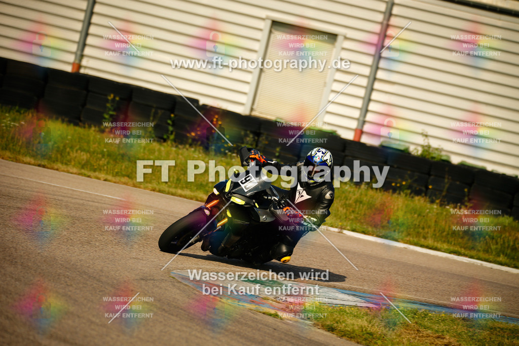 _MOT5453 | Hier findet Ihr Bilder von Touristenfahrten auf der Nürburgring Nordschleife oder von anderen Veranstaltungen die ich besucht habe. Viel Spass beim Durch Schauen 