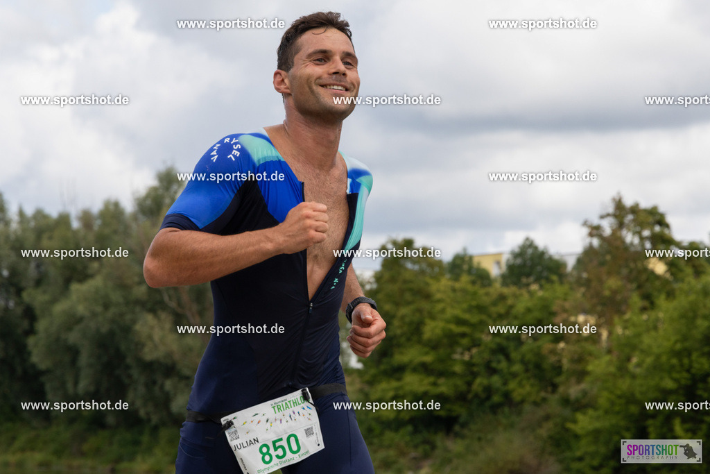 AR7_2028 | 34.REGENSBURG TRIATHLON 2025 #tristar_regensburg #regensburgtriathlon #triathlonregensburg #tristar #yourpictrs #sportshot_your_pictrs @Sportshotphotography @triathlonbundesliga