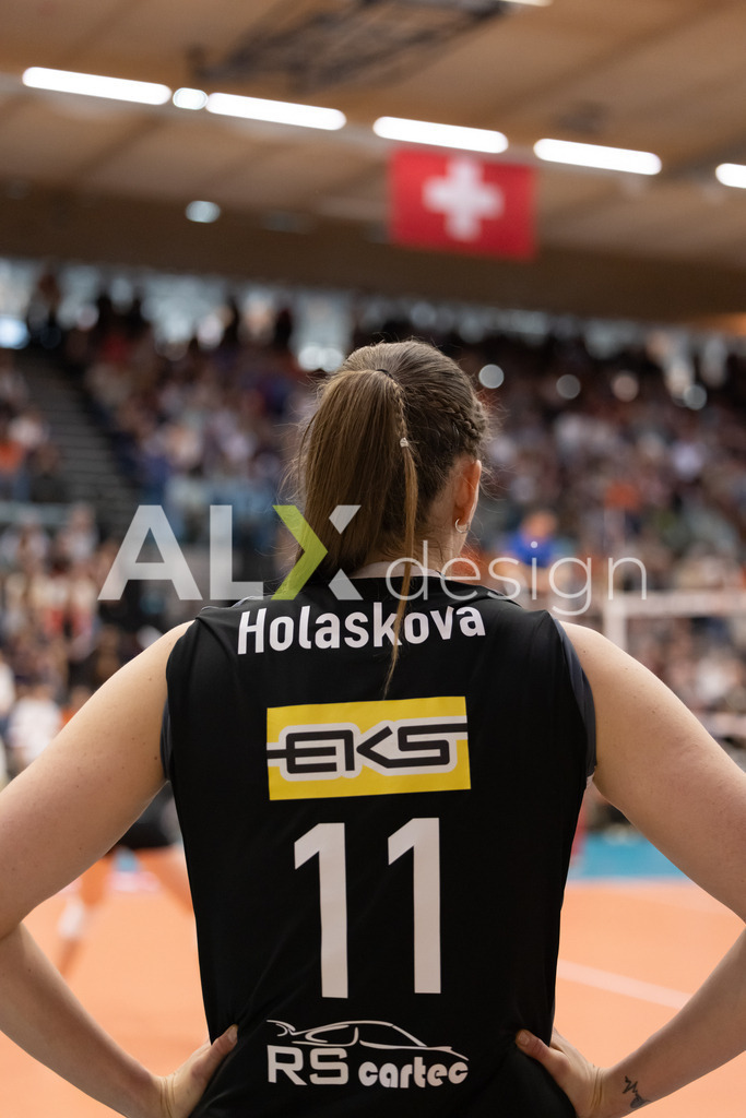Volleyball I Frauen I Saison 2025-2026 I Volleyball NLA | Women I  Playoffs Finals 1/5 I viteos NUC - VC Kanti Schaffhausen I 06.04.2026 | 11 Kateřina Holásková (CZ) (VC Kanti Schaffhausen) – Mitte - Realisiert mit Pictrs.com