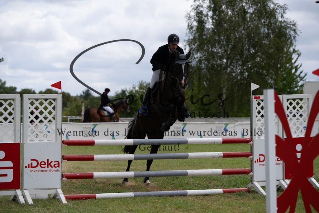 A7V05399 | Turnier/Reitfotograf