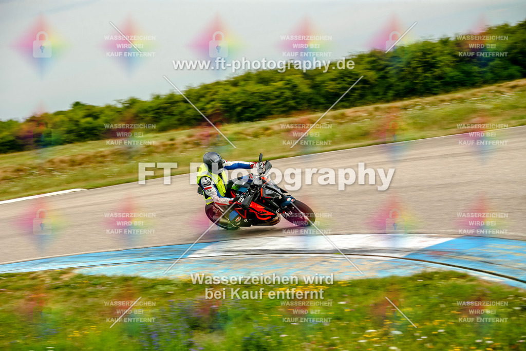 Chambley Juli-1359 | Hier findet Ihr Bilder von Touristenfahrten auf der Nürburgring Nordschleife oder von anderen Veranstaltungen die ich besucht habe. Viel Spass beim Durch Schauen 