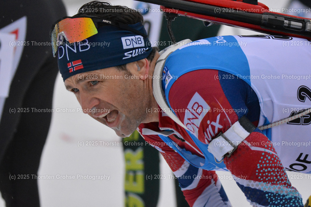IBU WC Biathlon Oberhof 2018 | BJOERNDALEN Ole Einar (NOR) im Ziel (Platz 36); IBU WC Biathlon Oberhof 2018, 12,5 km Verfolgung der Männer am 06.01.2018 in der DKB Ski Arena in Oberhof, (Deutschland) - Realisiert mit Pictrs.com