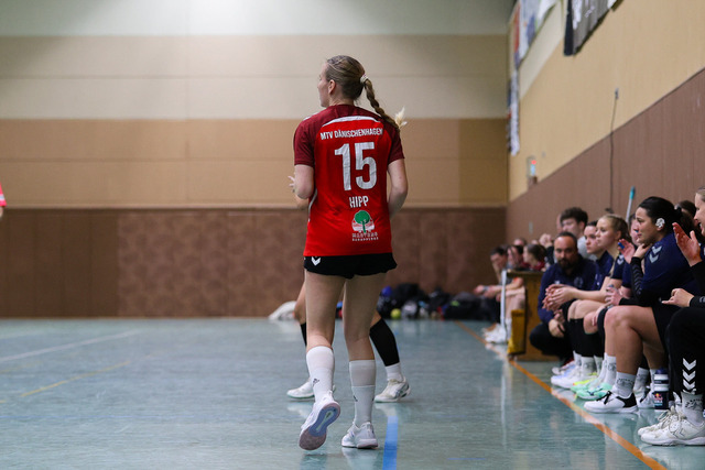 Handball I Damen I Saison 2025-2026 I Verbandsliga Süd I HSG Kalkberg 06 - MTV Dänischenhagen I 14.12.2025.101 | Rica Carlotta Hipp (15, MTV Dänischenhagen) - Realisiert mit Pictrs.com