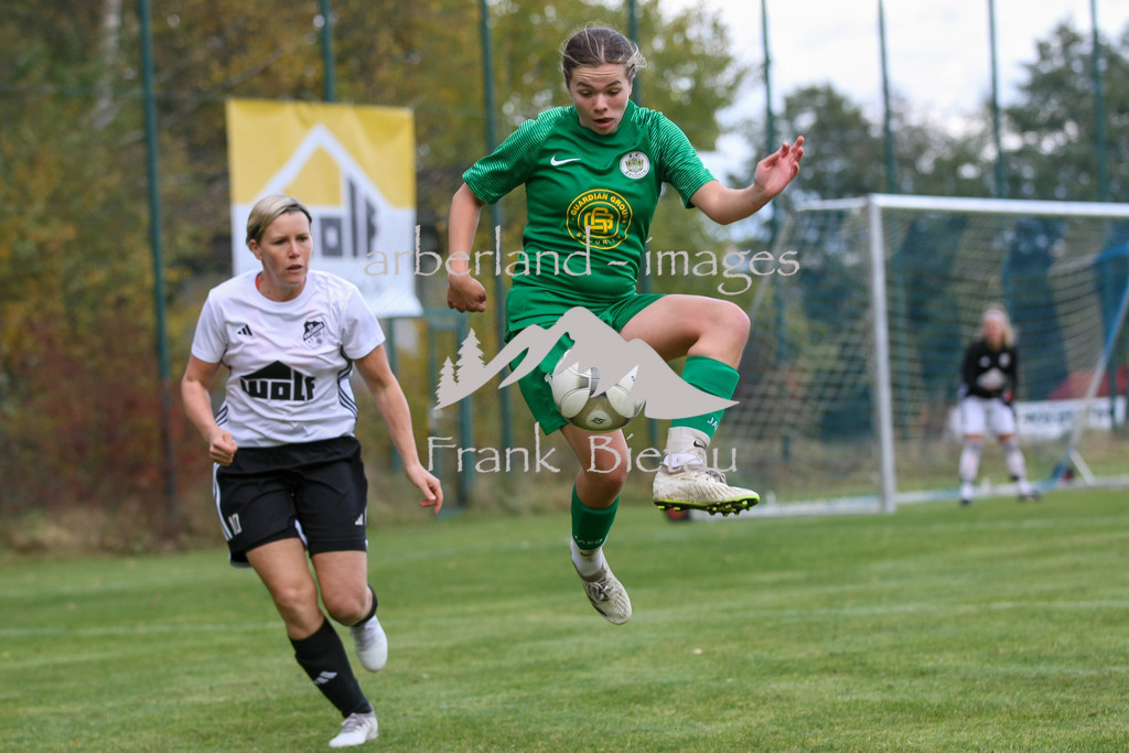 993T2006-2 | Kerstin Winter, Julia Engstler