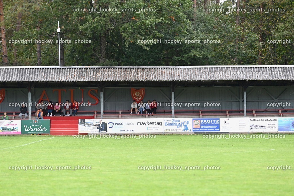ATUS Ferlach vs. SC Landskron 14.10.202 | Sportplatz ATUS Ferlach, Tribüne ATUS Ferlach