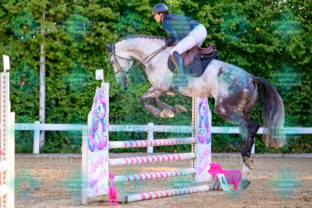 30082026-Giesenbach-Prfg16-0096 | Fokus Hufschlag Fotografie - Realisiert mit Pictrs.com