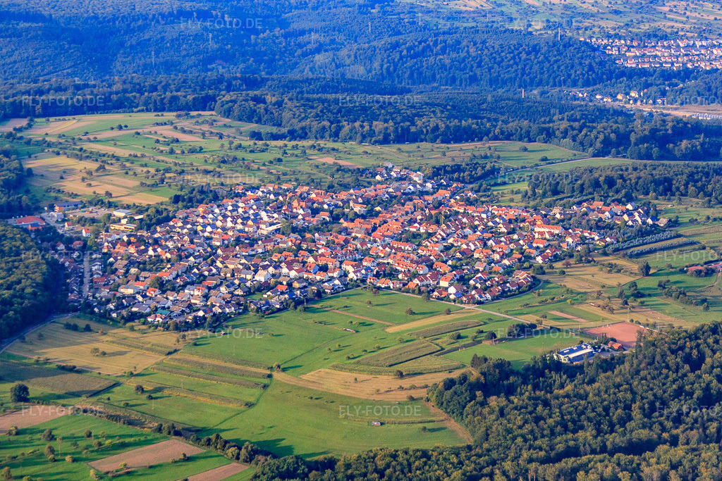 Luftbild: Ortsansicht von Süden im Ortsteil Spessart in Ettlingen im Bundesland Baden-Württemberg in Deutschland. Foto: IMG_53186.jpg vom 09.09.2012 durch Werner Riehm/FLY-FOTO.de – Auflösung des Originals: 4752 x 3168 px