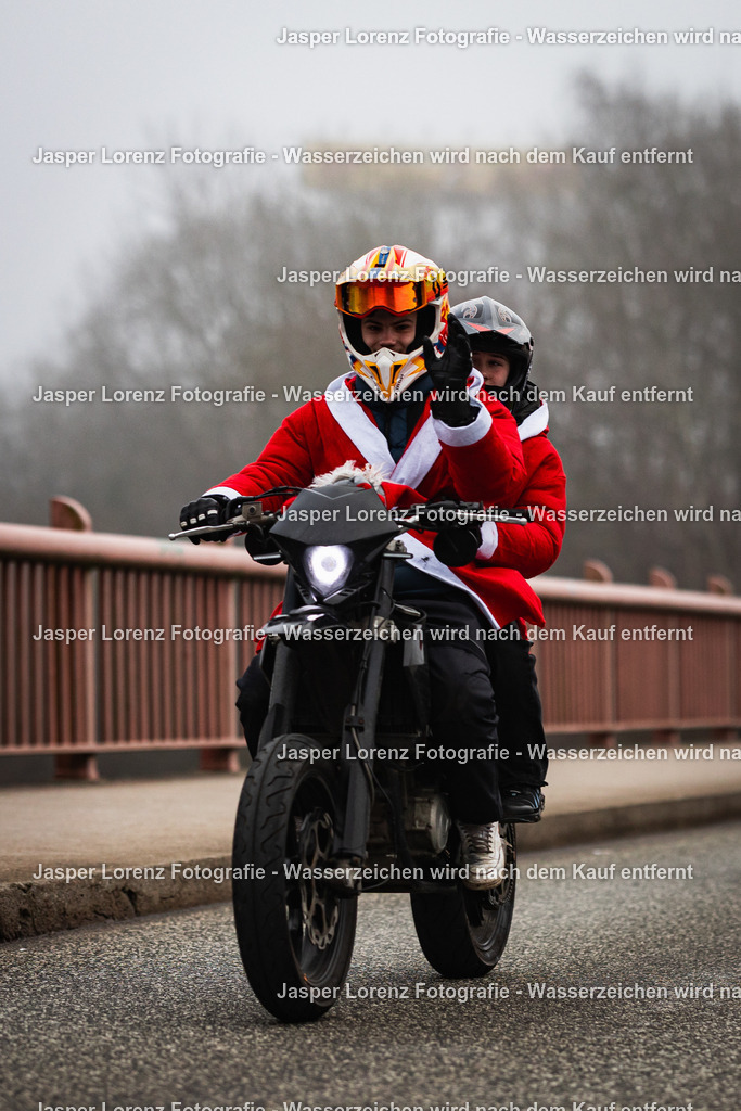 X-Mas Ride I Kiel I 2025 | Jasper Lorenz Fotografie - Realisiert mit Pictrs.com
