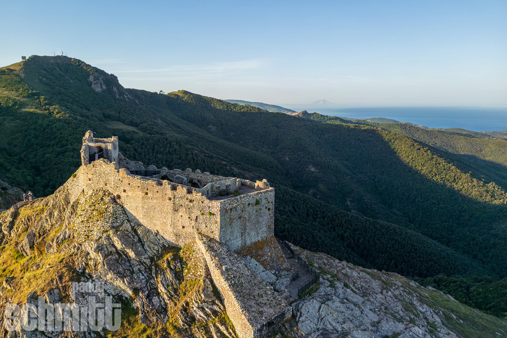 PS-Elba-2026-04 | Entdecke die größte Bildgalerie der Region mit Fotografien aus dem Allgäu, der Bodenseeregion, Oberschwaben, dem Donautal und der Schwäbischen Alb. Landschaften, Luftaufnahmen und Reisefotografie als Wandbild und Fotokunst. - Realisiert mit Pictrs.com