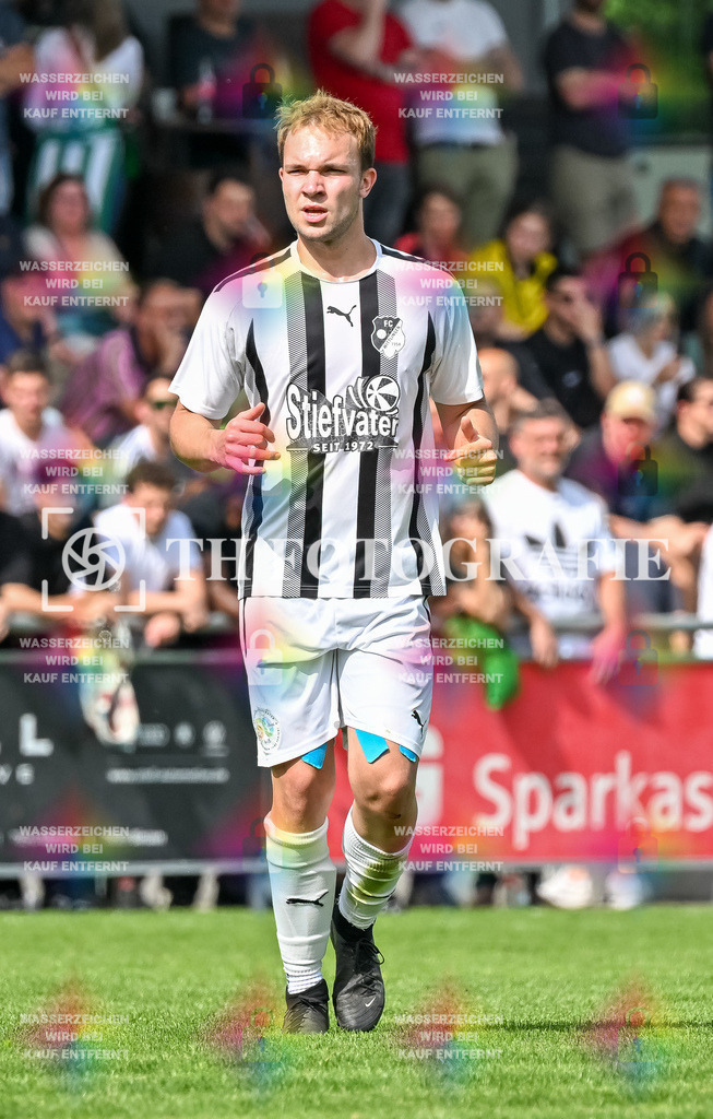 GER, FC Zell - FC Wittlingen, Fussball, Rothaus Bezirkpokal, Finale, Saison 2024/2025, 29.05.2025 | Richard GeylandGER, FC Zell - FC Wittlingen, Fussball, Rothaus Bezirkpokal, Finale, Saison 2024/2025, 29.05.2025Foto: TH Fotografie/Thomas Hess