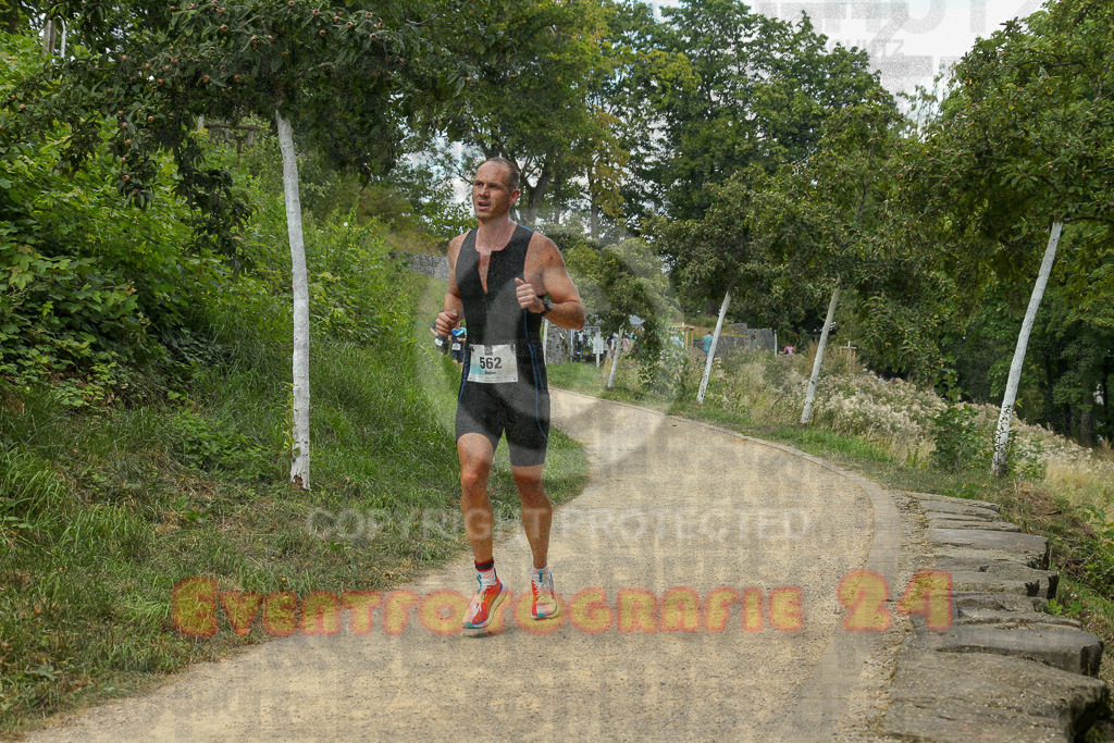 250824_1419_EX1_5769 | Sportfotografie im Rhein-Sieg Kreis, Köln, Bonn, NRW, Rheinland Pfalz, Hessen, etc. Unser Tätigkeitsfeld umfasst den Laufsport vom Volkslauf über den Marathon, Duathlon, Triathon bis zum Ultralauf wie Kölnpfad Ultra oder Schindertrail.