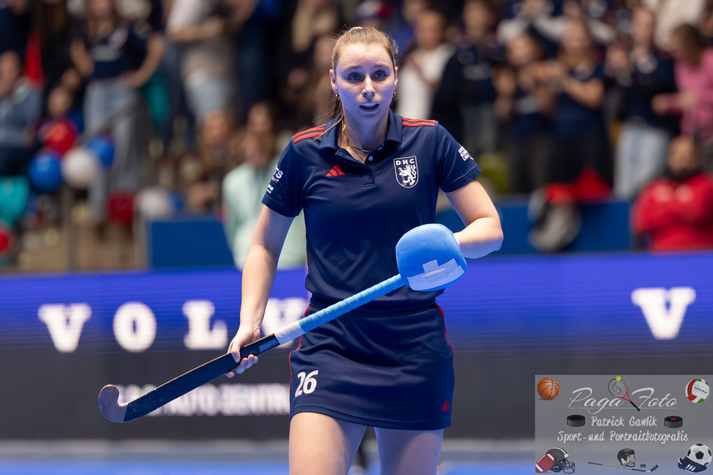 Volvo E.R.B. Final 4 Halbfinale Frauen: Mannheimer HC - Düsseldorfer HC, 25.01.2025 | Elisa Gräve (Düsseldorfer HC #26), Freisteller, Portrait, Porträt, Mannheimer HC - Düsseldorfer HC, Frankfurt, Süwag Arena, 25.1.2025 - Realisiert mit Pictrs.com