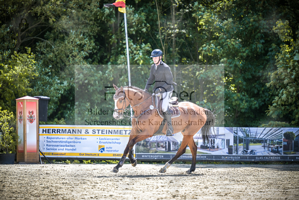 DOS_5421 | Entdecke hochwertige Reitturnierfotos von Foto Oger. Professionell, emotional und authentisch – jetzt Lieblingsmomente im Shop bestellen. - Realisiert mit Pictrs.com