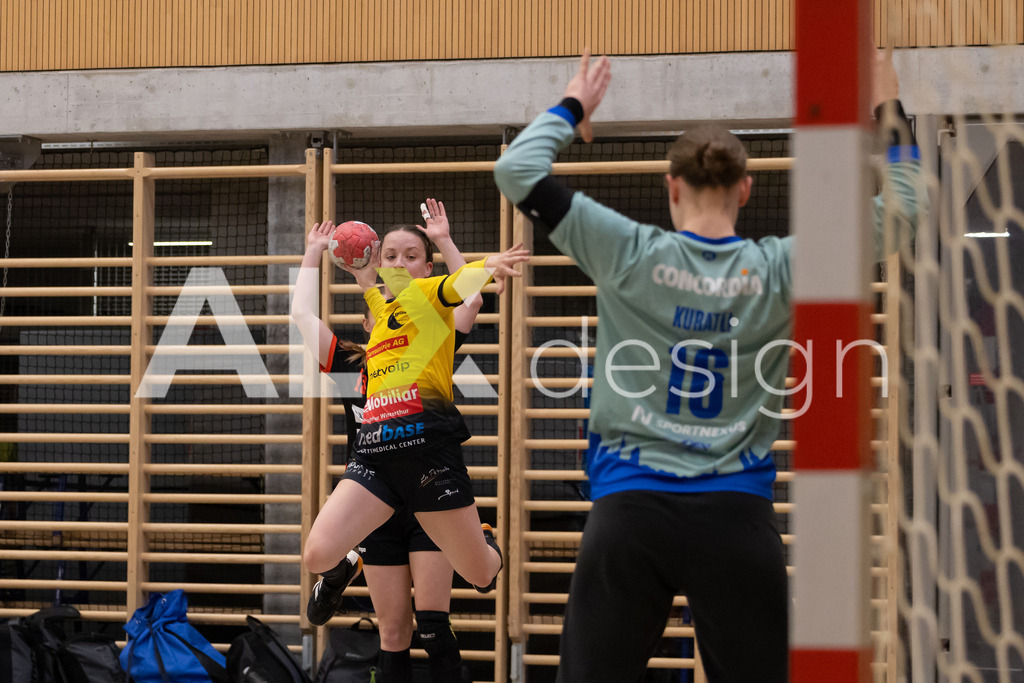 Handball I Frauen I Saison 2025-2026 I Handball Swiss Premium League 1 | Women I Round 5 I  Yellow Winterthur - GC Amicitia Zürich I 15.03.2026 | 14 Jessica Mössner (CH) (Yellow Winterthur) – Flügel links - Realisiert mit Pictrs.com