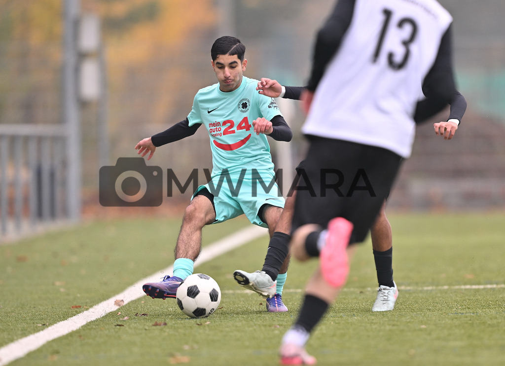 Fussball I Herren I Saison 2025-2026 I Bundesliga I 6. Spieltag I Eintracht Frankfurt - FC Bayern München  | MWMARA - Realisiert mit Pictrs.com