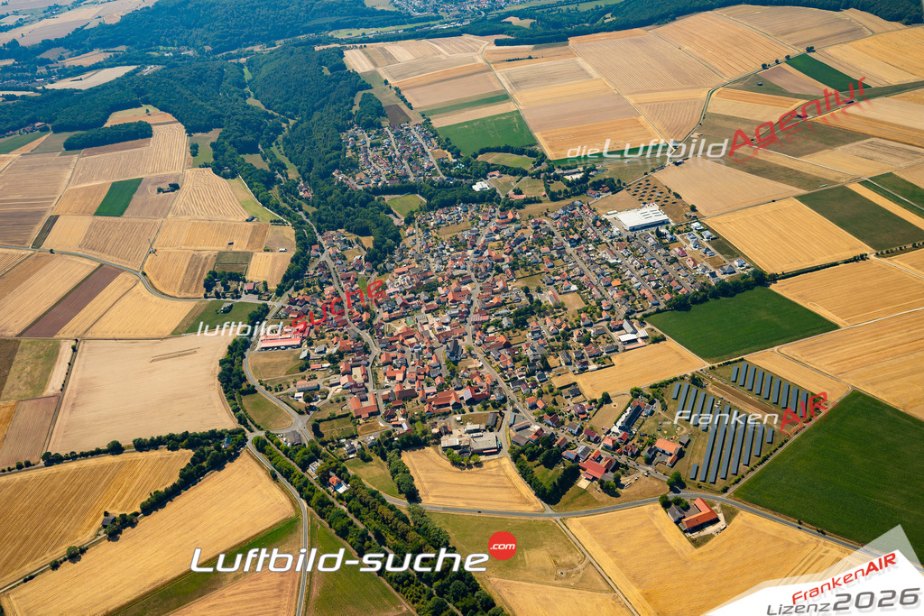 Die Luftaufnahme Schönes Bild von Steinbach - Burghaun wurde 2022 vom Flugzeug aus (keine Drohne) erstellt. Hohe Auflösung -für große Poster und Wandbilder geeignet - Garantiert!