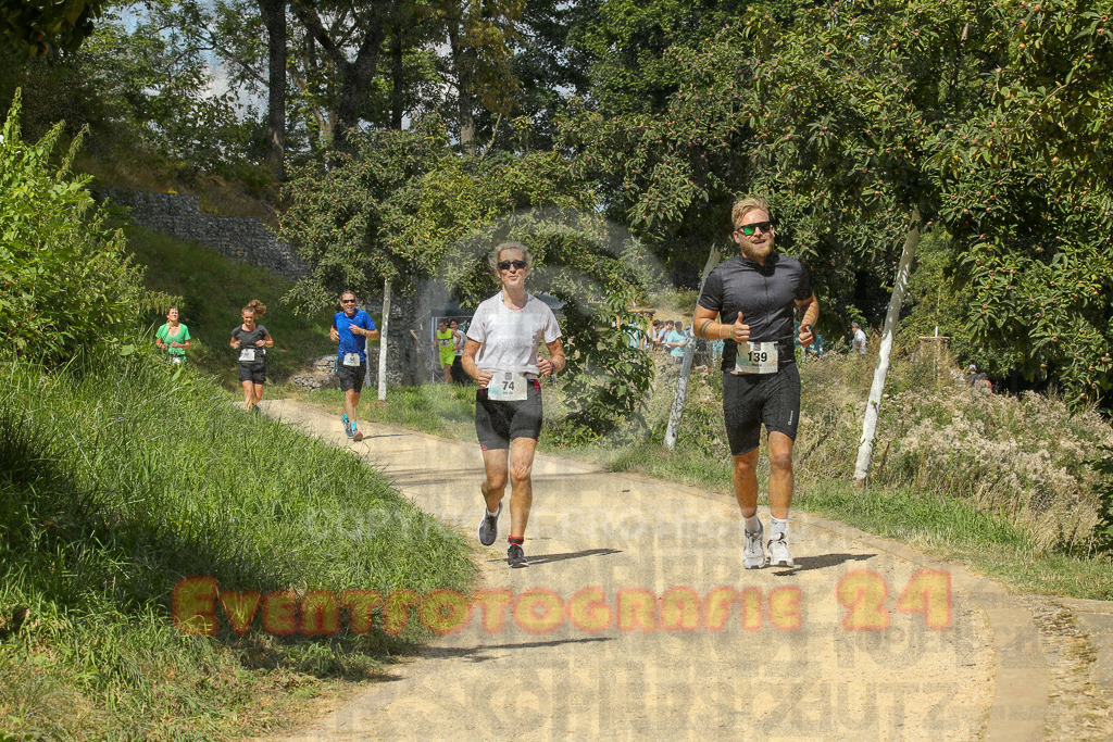 250824_1244_EX1_0373 | Sportfotografie im Rhein-Sieg Kreis, Köln, Bonn, NRW, Rheinland Pfalz, Hessen, etc. Unser Tätigkeitsfeld umfasst den Laufsport vom Volkslauf über den Marathon, Duathlon, Triathon bis zum Ultralauf wie Kölnpfad Ultra oder Schindertrail.