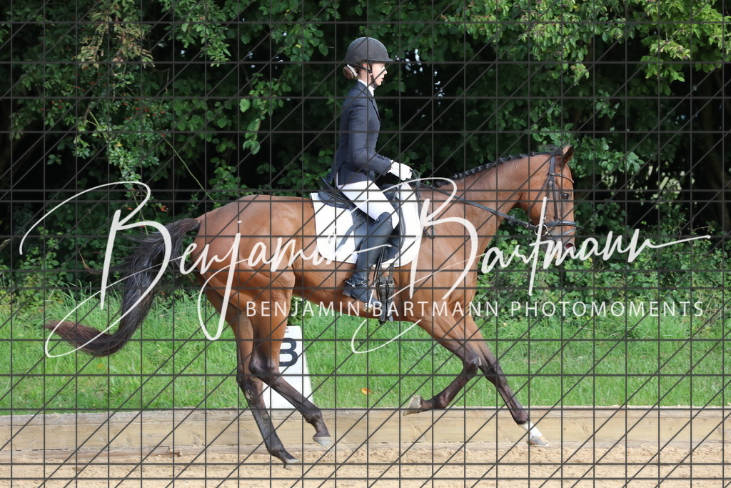 AZ2A1718 | Benjamin Bartmann Photomoments