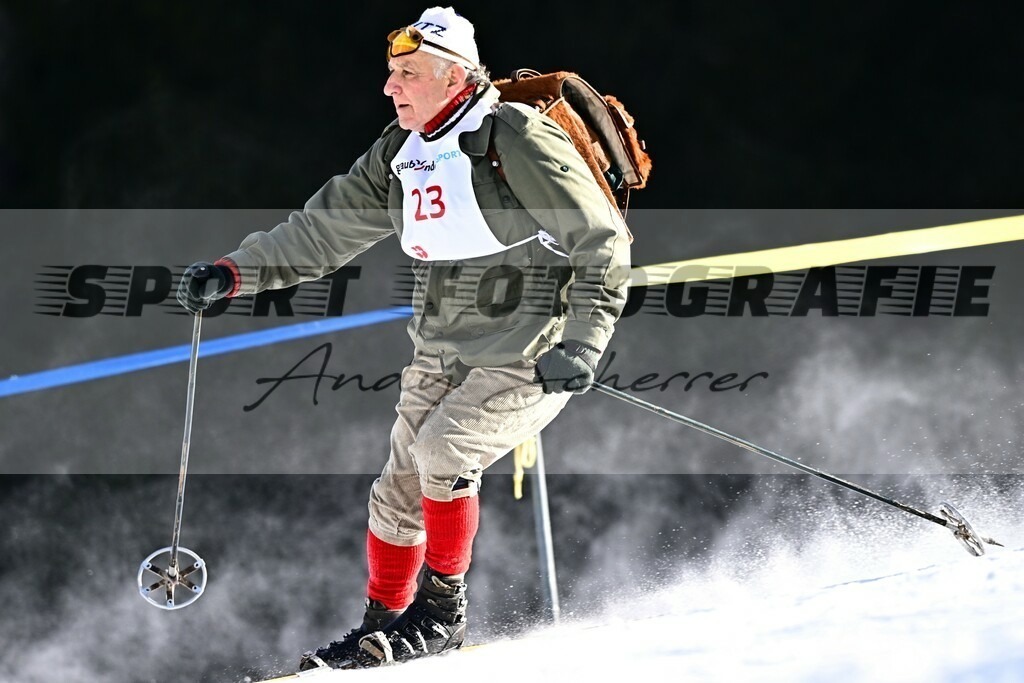 DSC_8380a | Kaufen Sie Sportbilder im Onlineshop von Andy Scherrer Sportfotografie. Faszinierende Bilder von Sportevents aus der ganzen Schweiz. Fussball, Frauenfussball, Unihockey, Handball, Schwingen und weiteren Sportarten. - Realisiert mit Pictrs.com