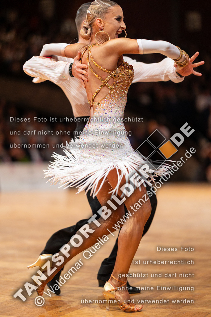20230812-14928 | Hier finden Sie Tanz Bilder vom Latein und Standard Formationen tanzen. Sportbilder vom Tanzsport. Schöne Fotos und von Weltmeisterschaft, Europameisterschaft, Bundesliga, Regionalliga, Oberliga und Landesliga sowie von GOC Stuttgart, DanceComp, WM Bremen