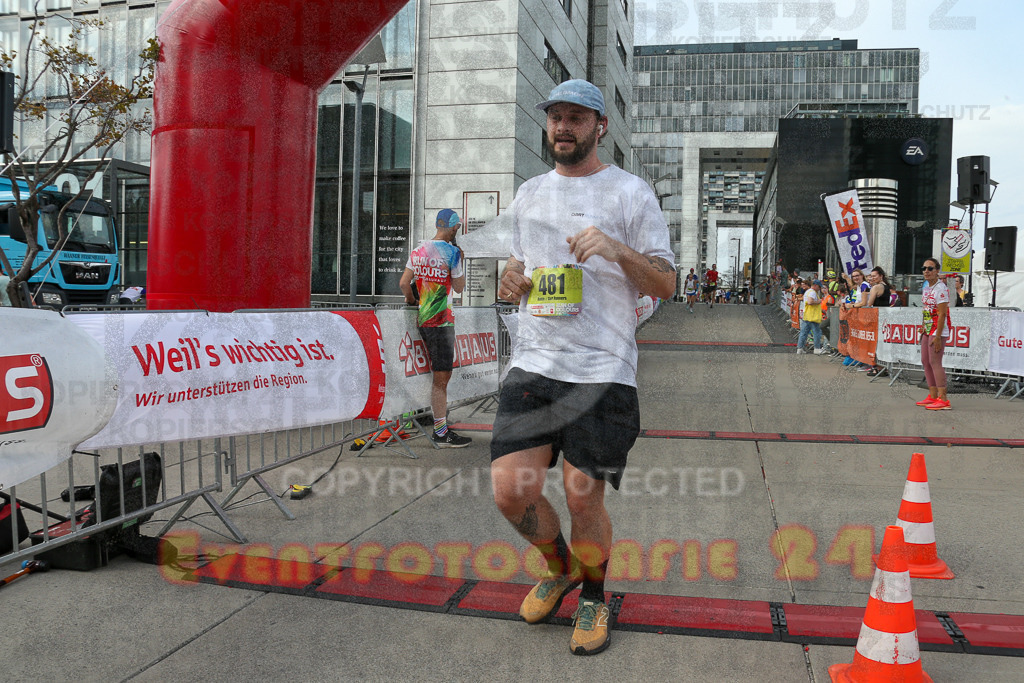 250920_1531_EX1_9764 | Sportfotografie im Rhein-Sieg Kreis, Köln, Bonn, NRW, Rheinland Pfalz, Hessen, etc. Unser Tätigkeitsfeld umfasst den Laufsport vom Volkslauf über den Marathon, Duathlon, Triathon bis zum Ultralauf wie Kölnpfad Ultra oder Schindertrail.